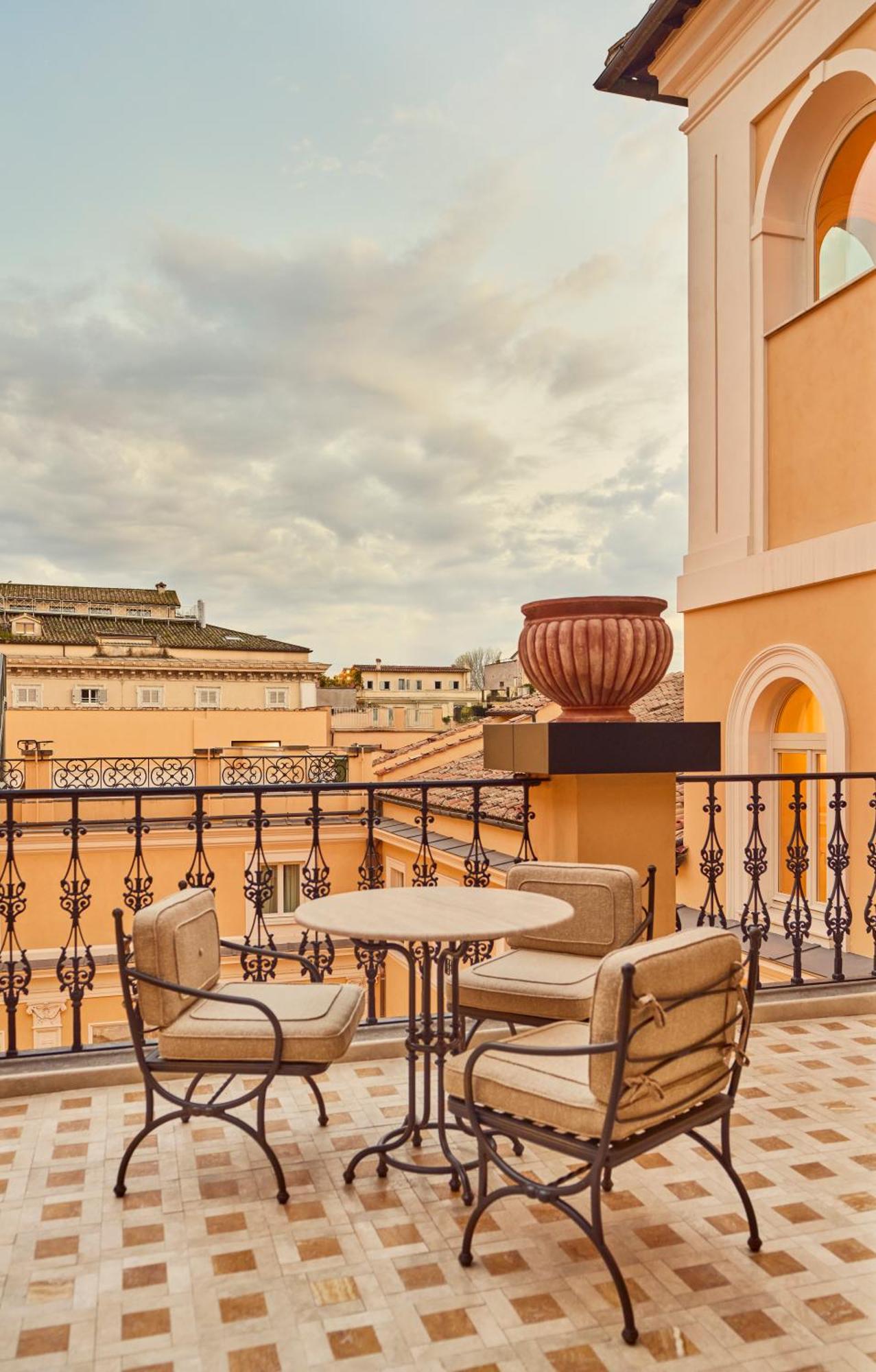 Orient Express La Minerva Hotel Rome Exterior photo